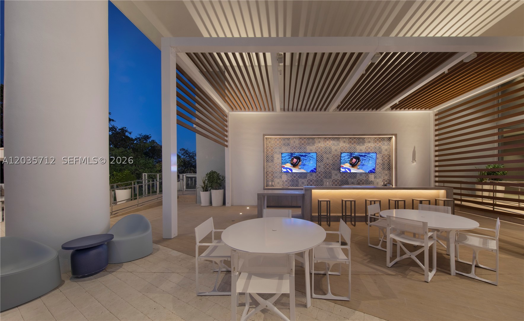 16385 Biscayne Blvd #519, North Miami Beach FL 33160