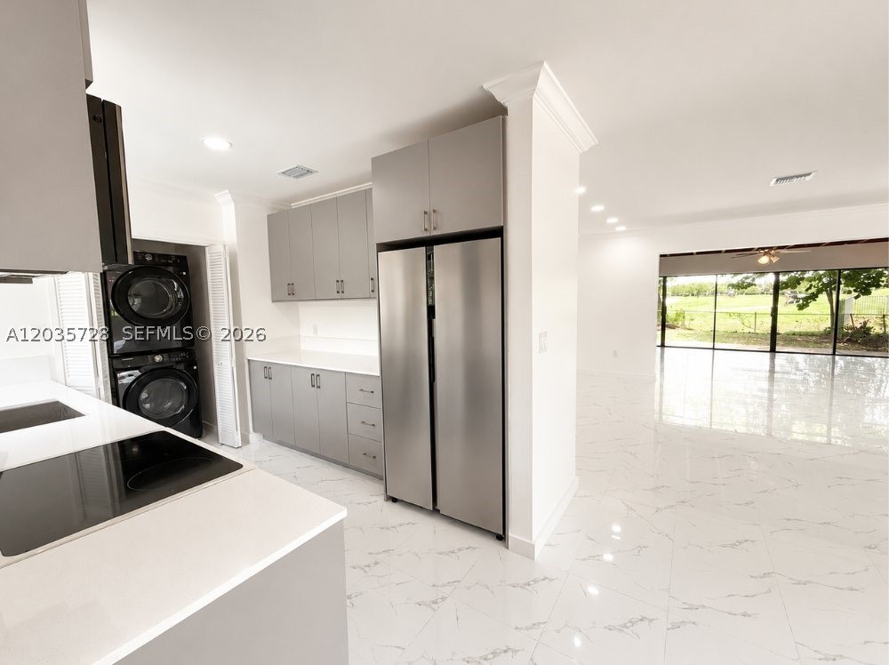 401 S Shore Dr, Miami Beach FL 33141