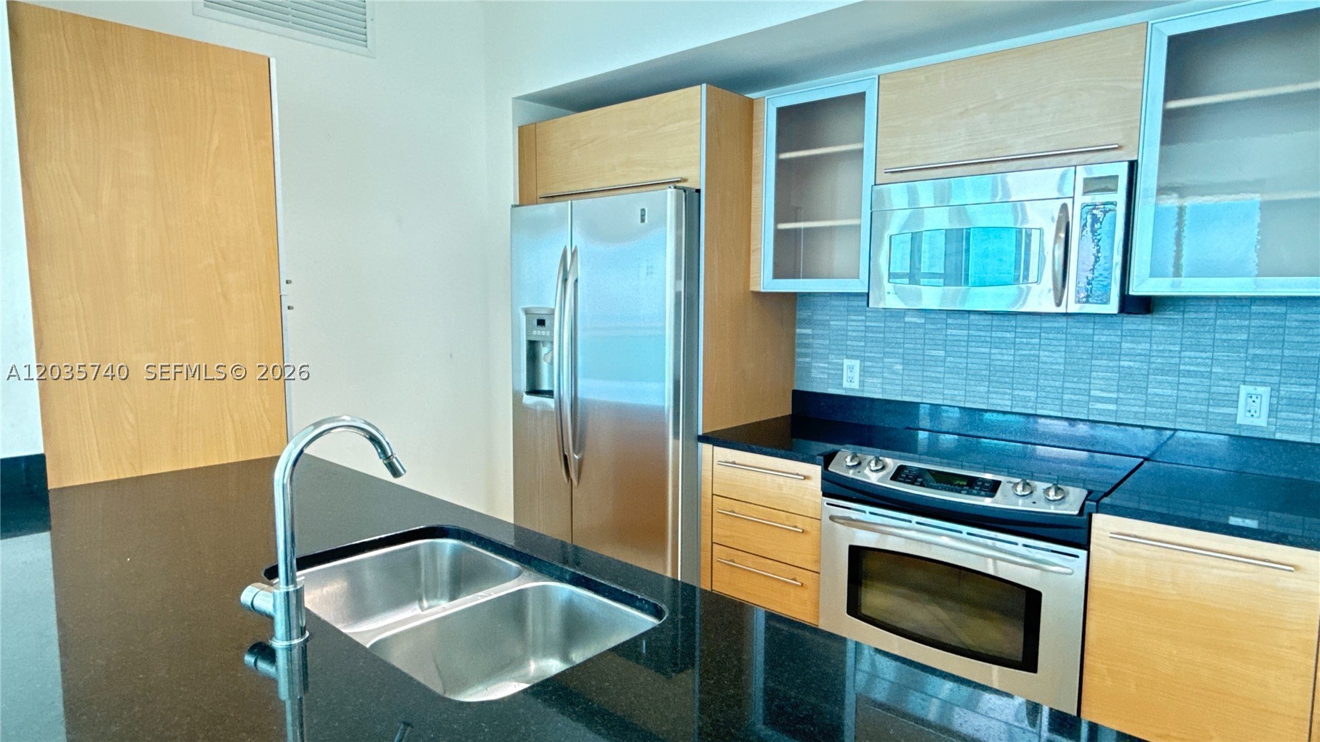 950 Brickell Bay Dr #3411, Miami FL 33131