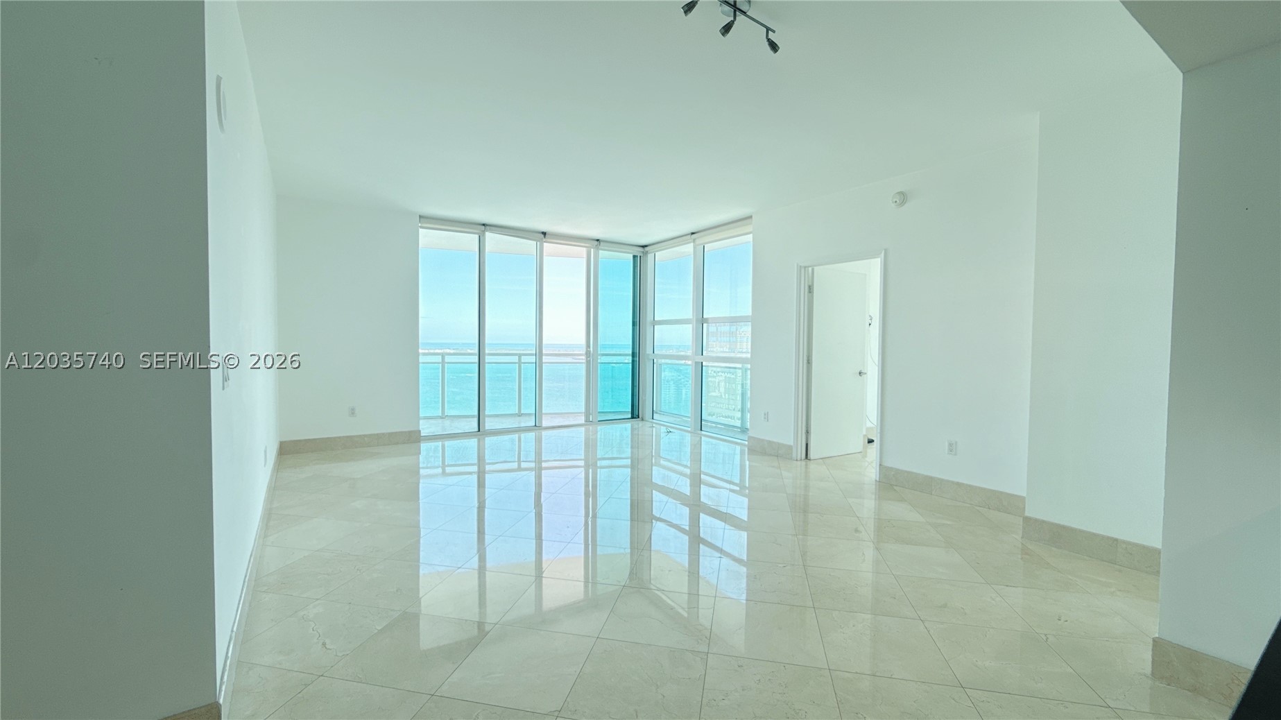 950 Brickell Bay Dr #3411, Miami FL 33131