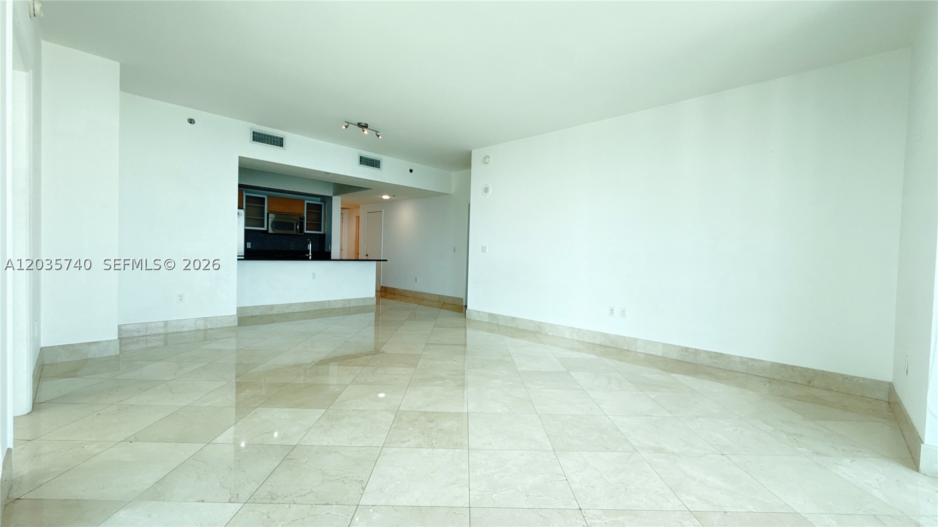 950 Brickell Bay Dr #3411, Miami FL 33131