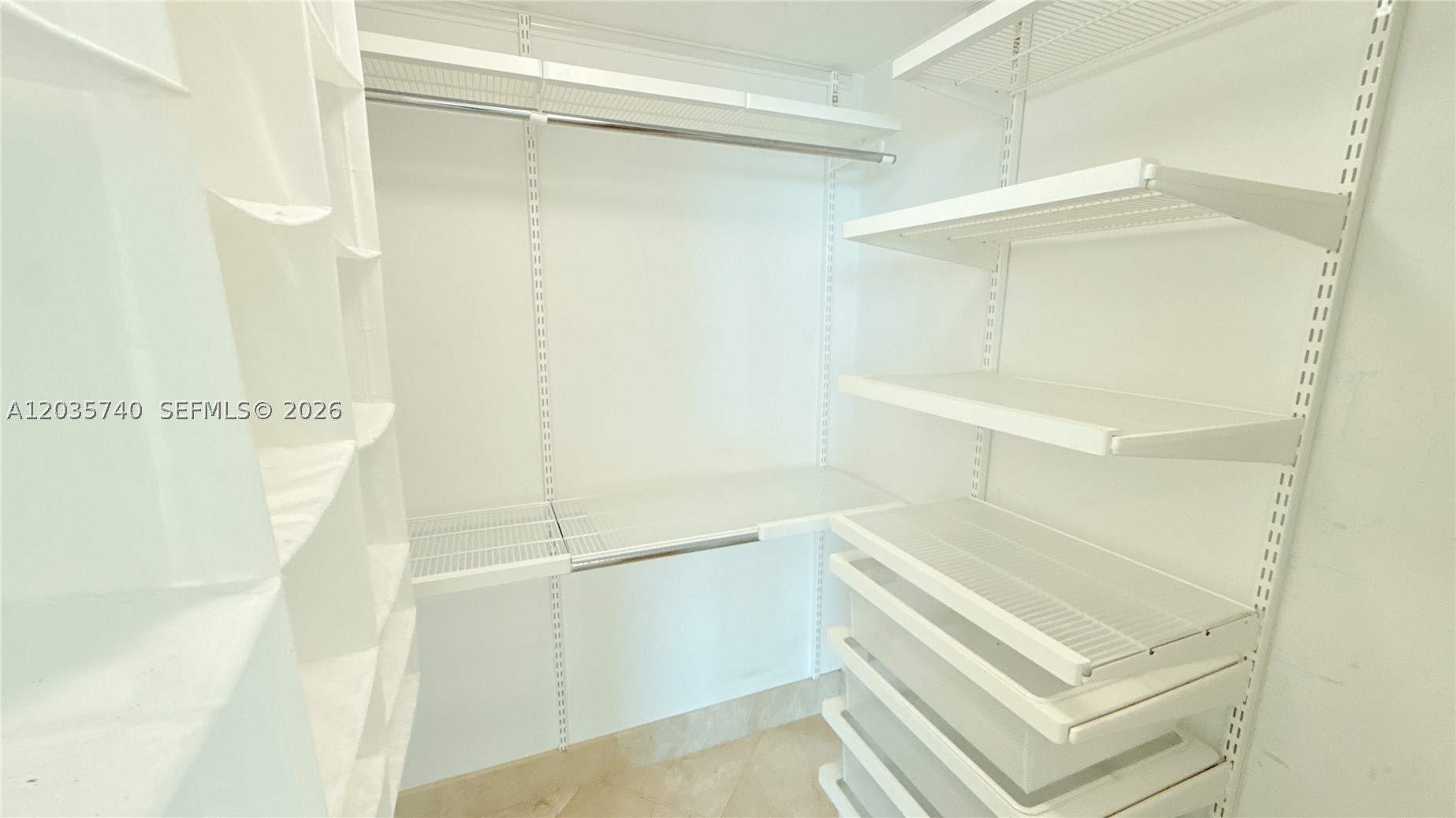 950 Brickell Bay Dr #3411, Miami FL 33131
