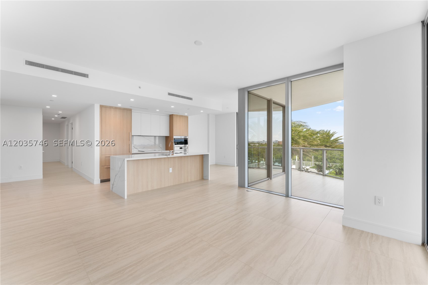 2411 Laguna Circle #705, North Miami FL 33181