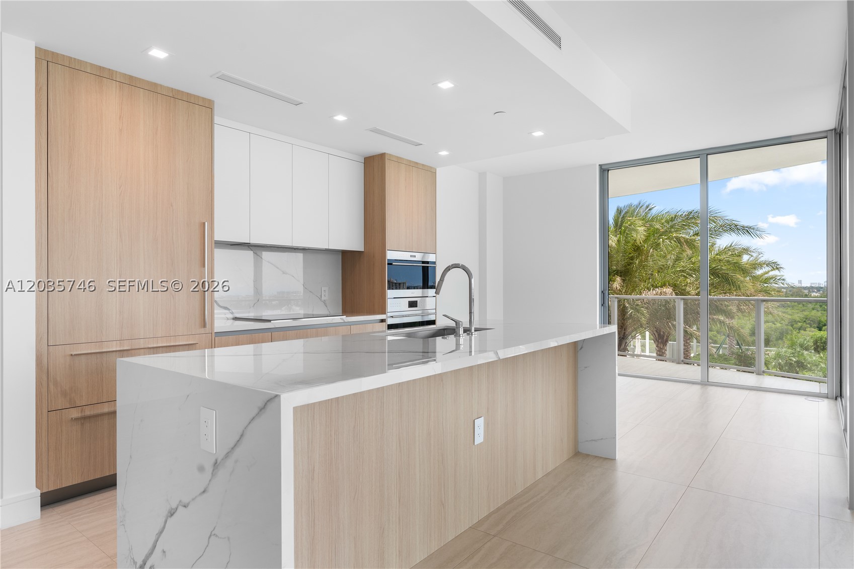 2411 Laguna Circle #705, North Miami FL 33181