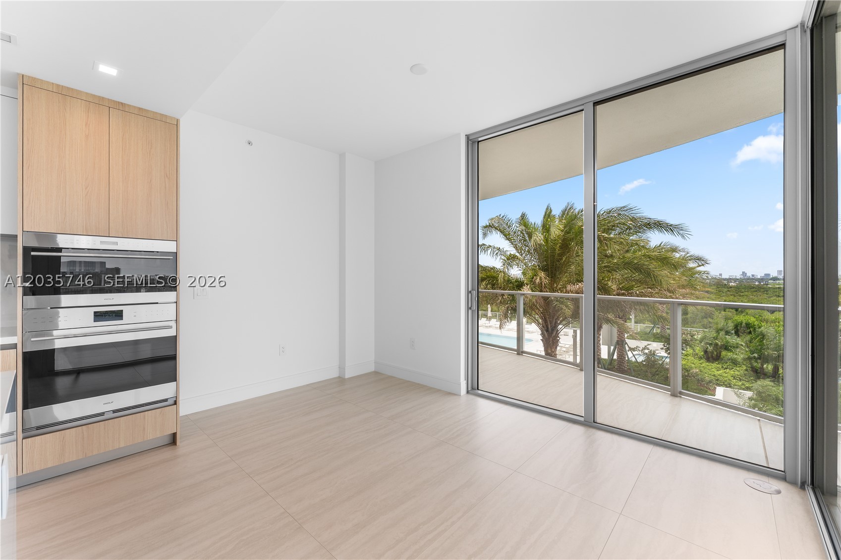 2411 Laguna Circle #705, North Miami FL 33181
