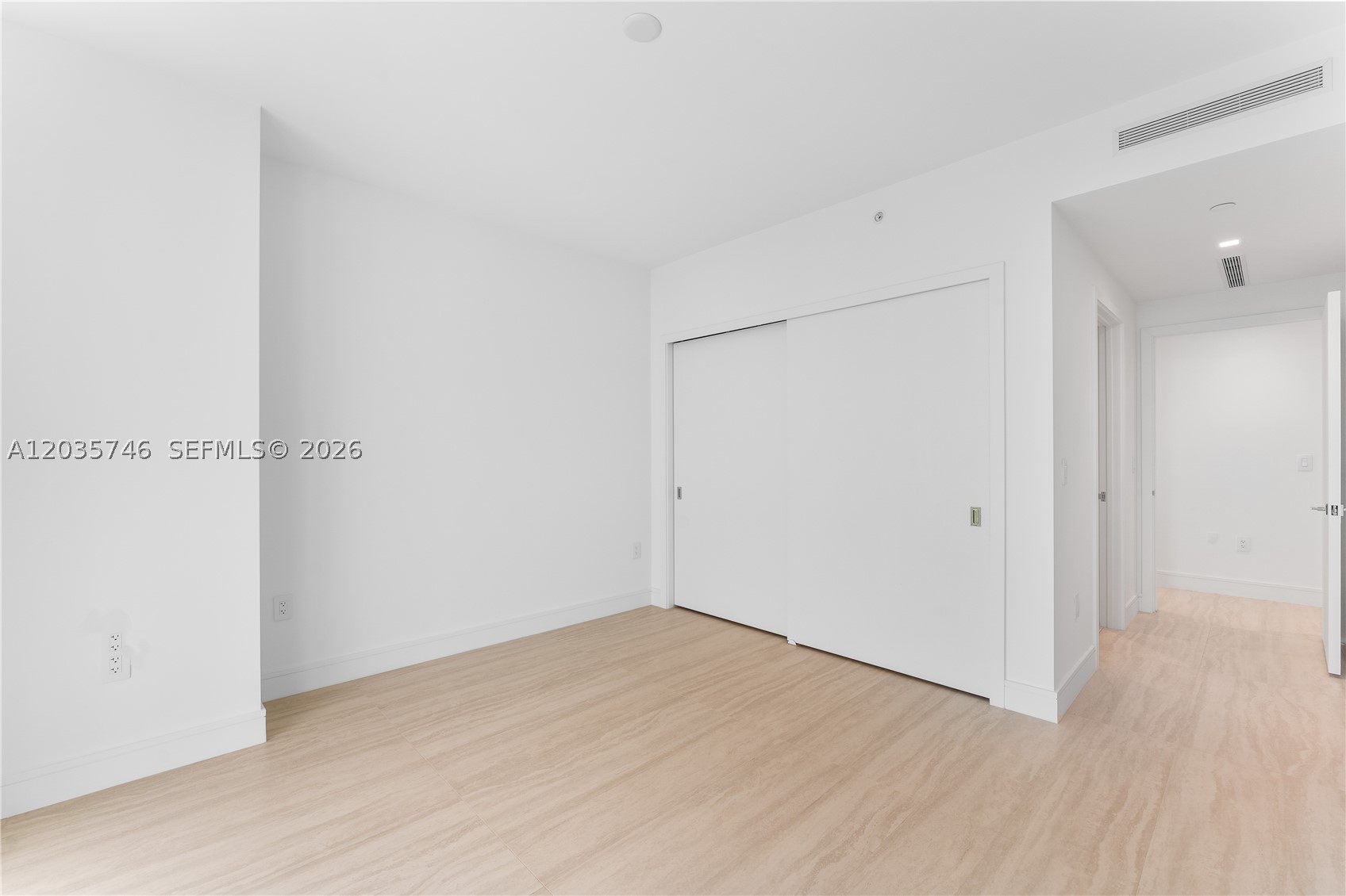 2411 Laguna Circle #705, North Miami FL 33181