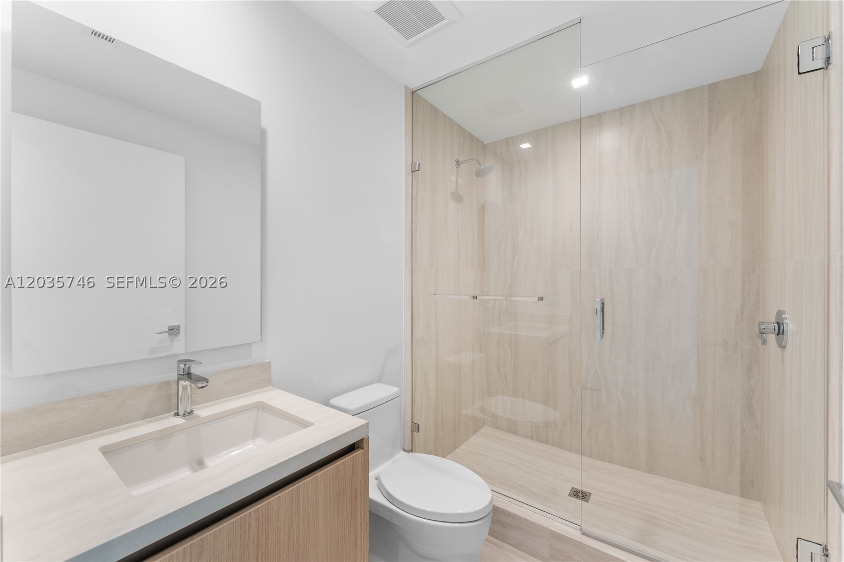 2411 Laguna Circle #705, North Miami FL 33181