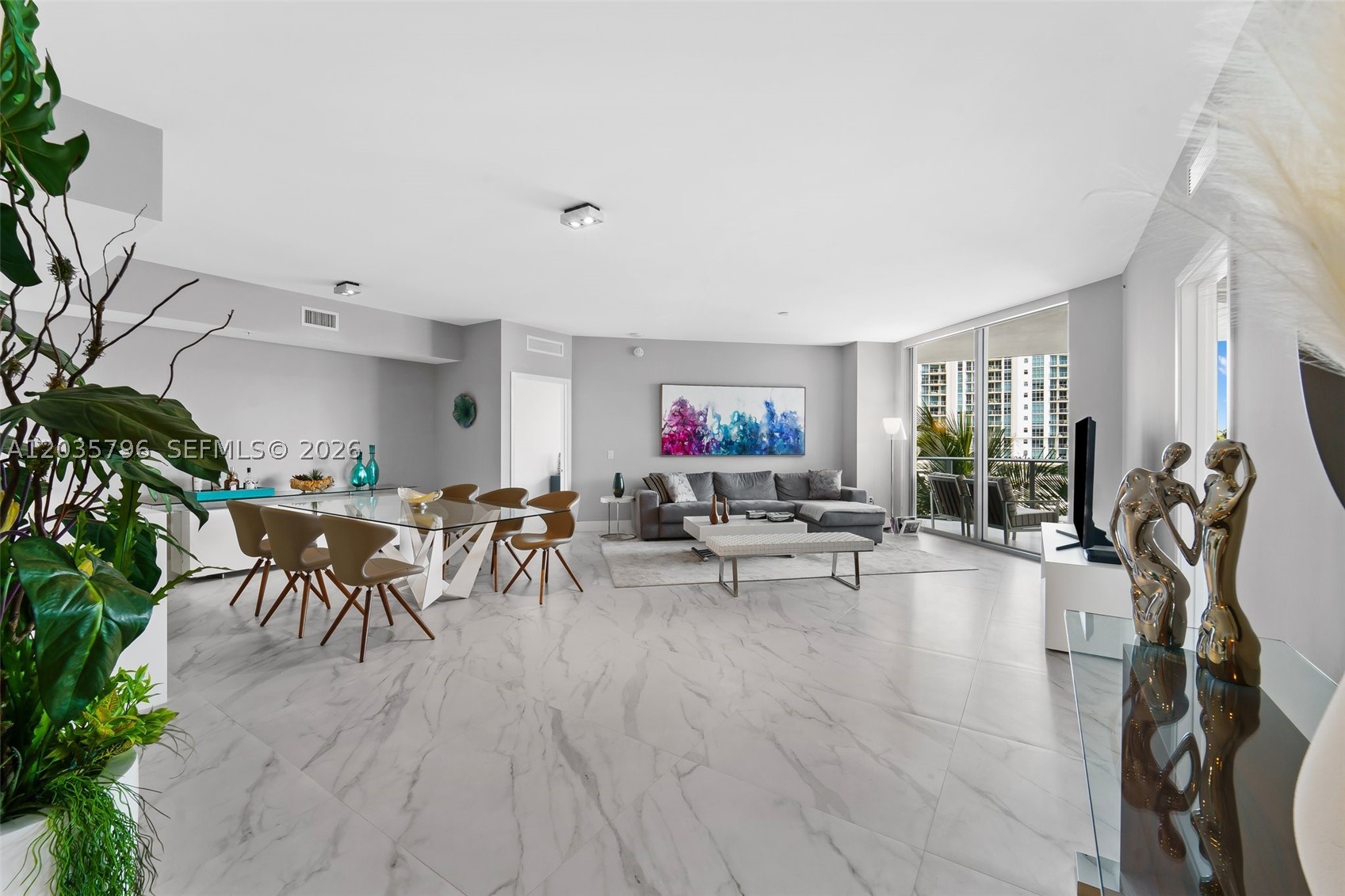 17111 Biscayne Blvd #307, North Miami Beach FL 33160