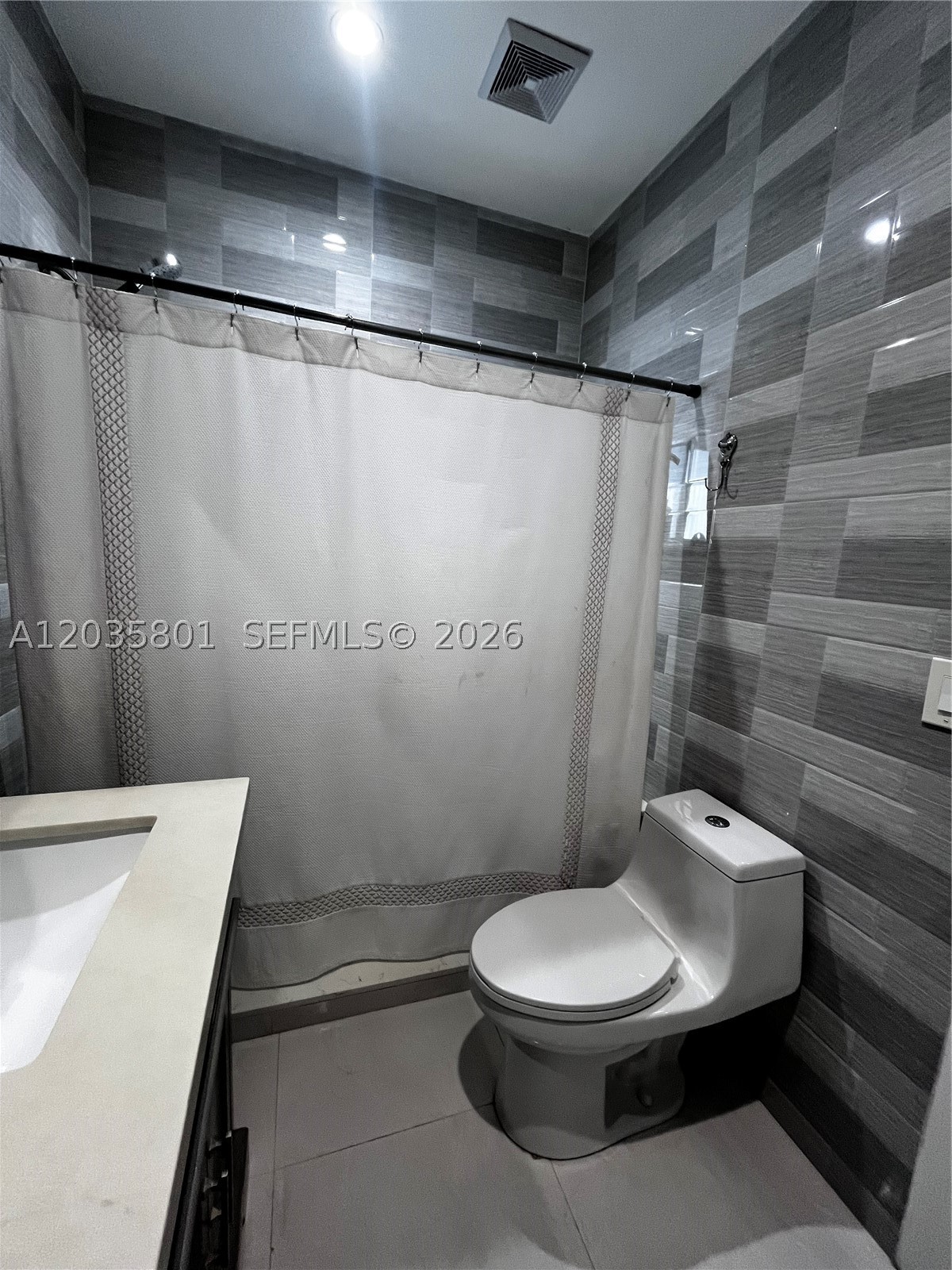 12885 SW 77 AVE, Pinecrest FL 33156