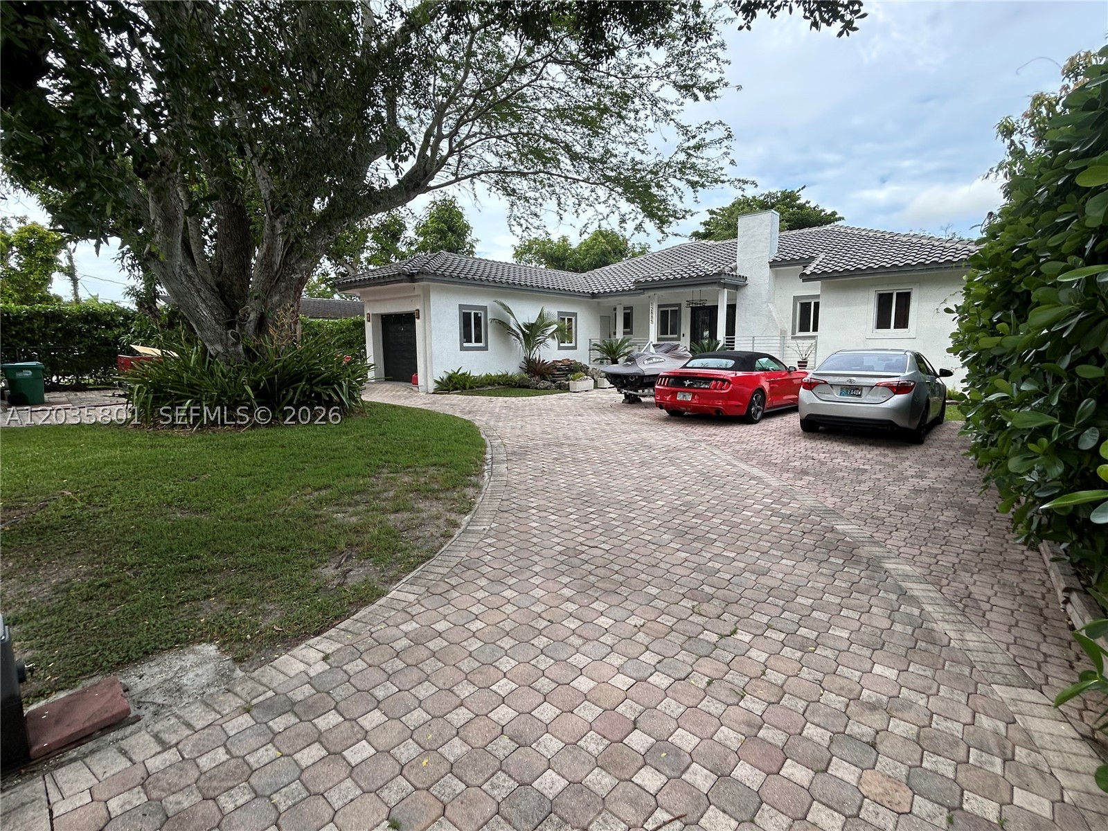 12885 SW 77 AVE, Pinecrest FL 33156