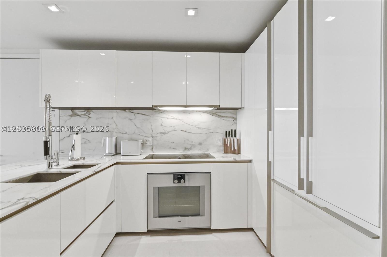 10203 Collins Ave #305, Bal Harbour FL 33154