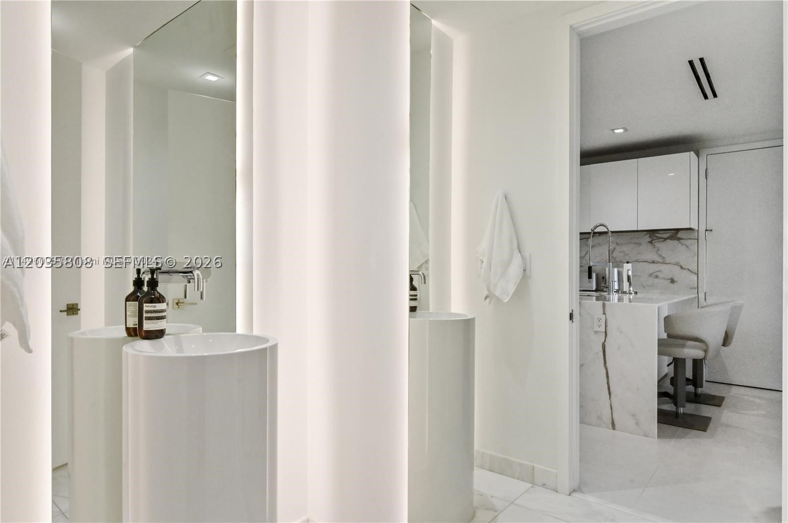 10203 Collins Ave #305, Bal Harbour FL 33154