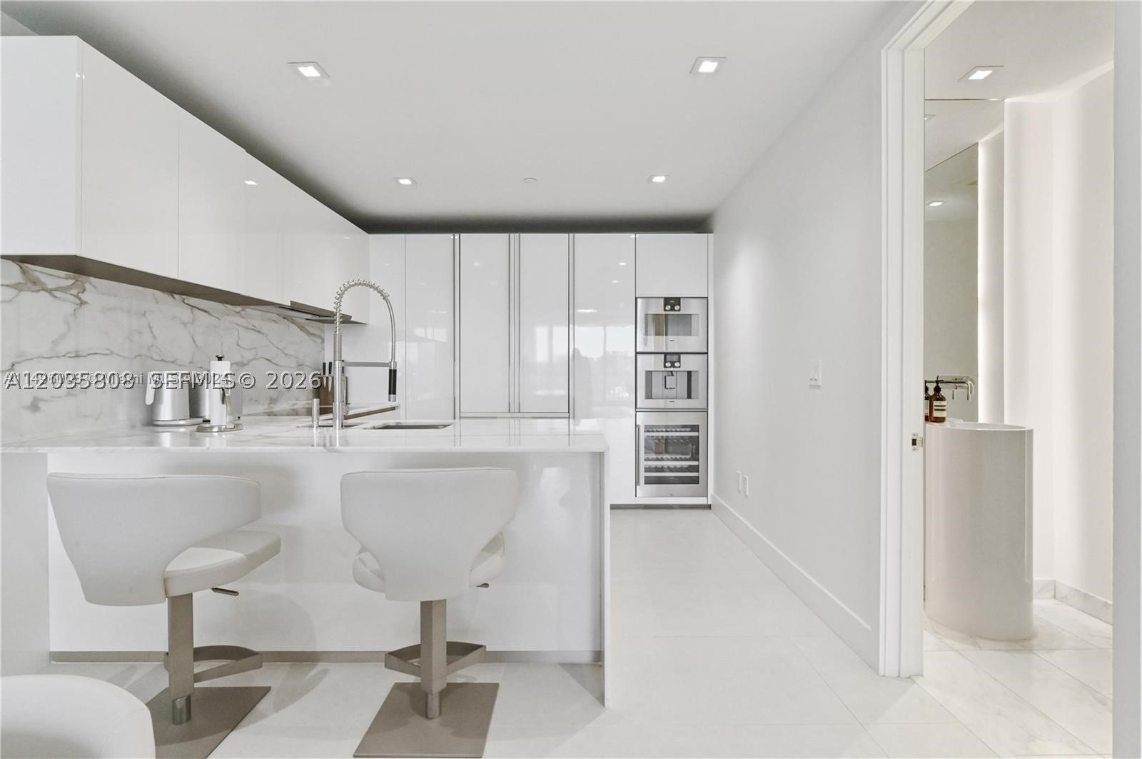 10203 Collins Ave #305, Bal Harbour FL 33154