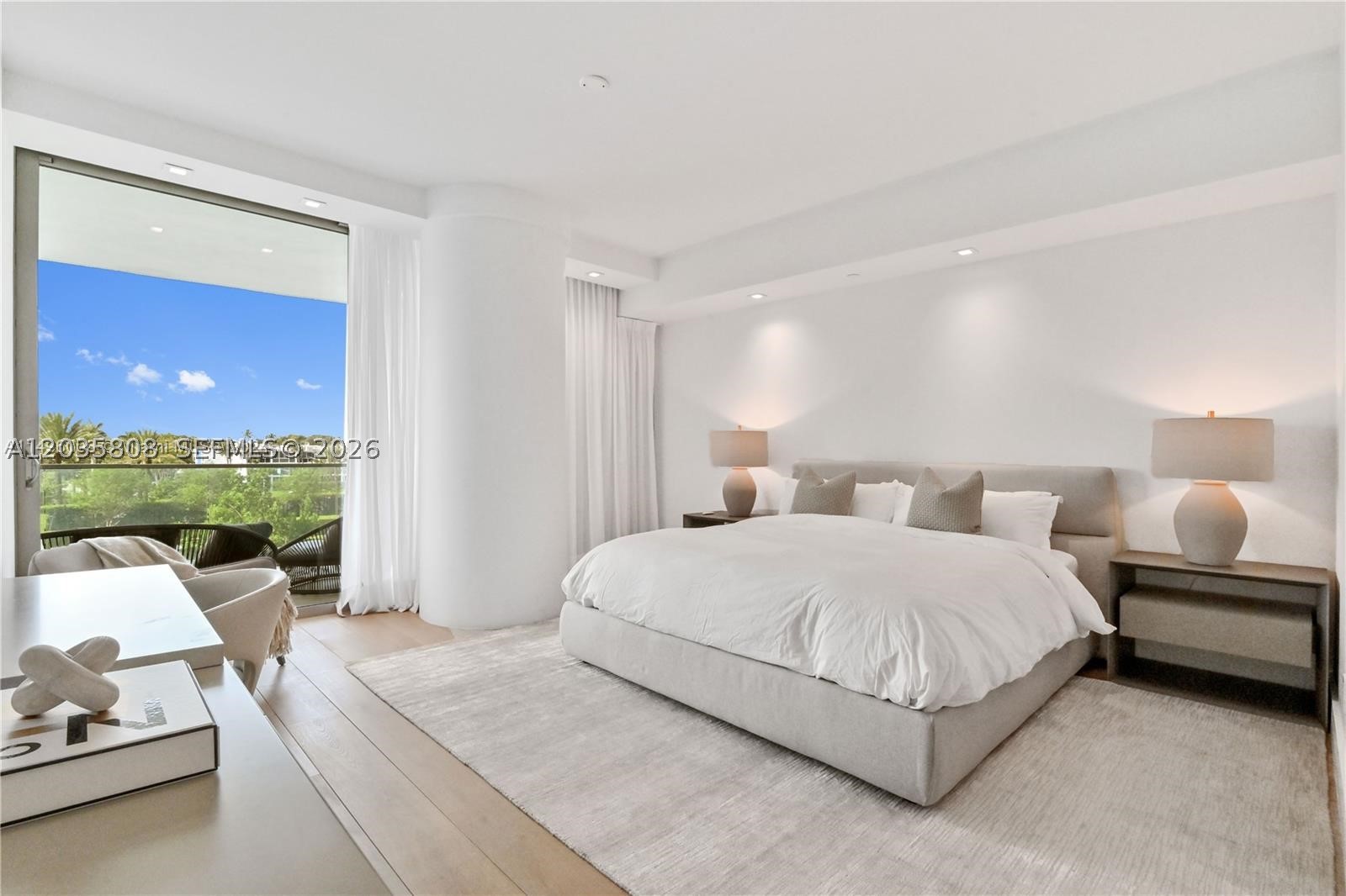 10203 Collins Ave #305, Bal Harbour FL 33154