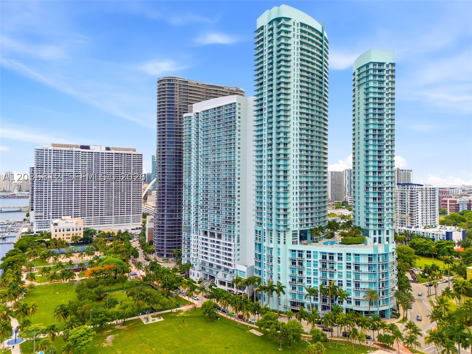 1900 N Bayshore Dr #2207, Miami FL 33132