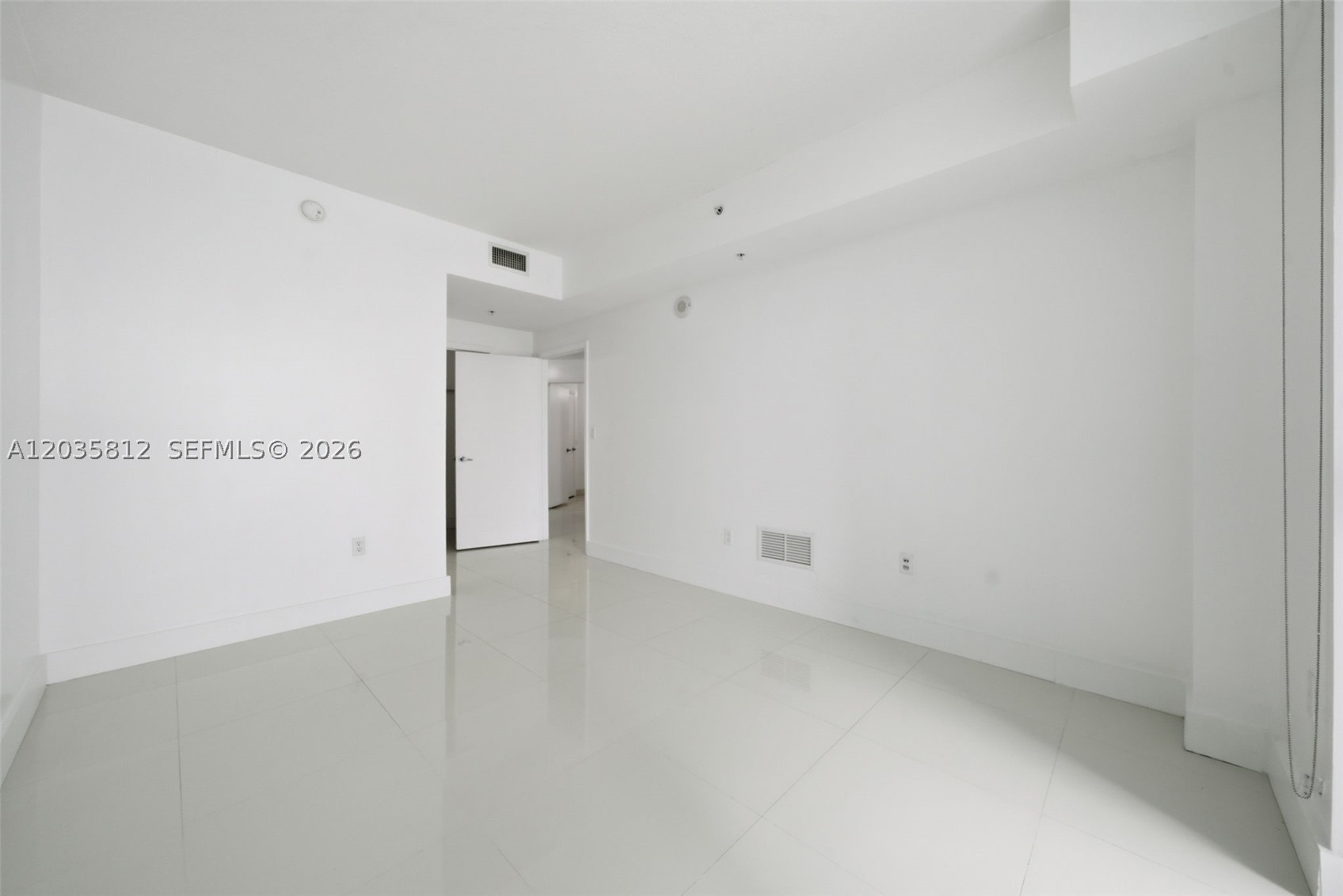 1900 N Bayshore Dr #2207, Miami FL 33132