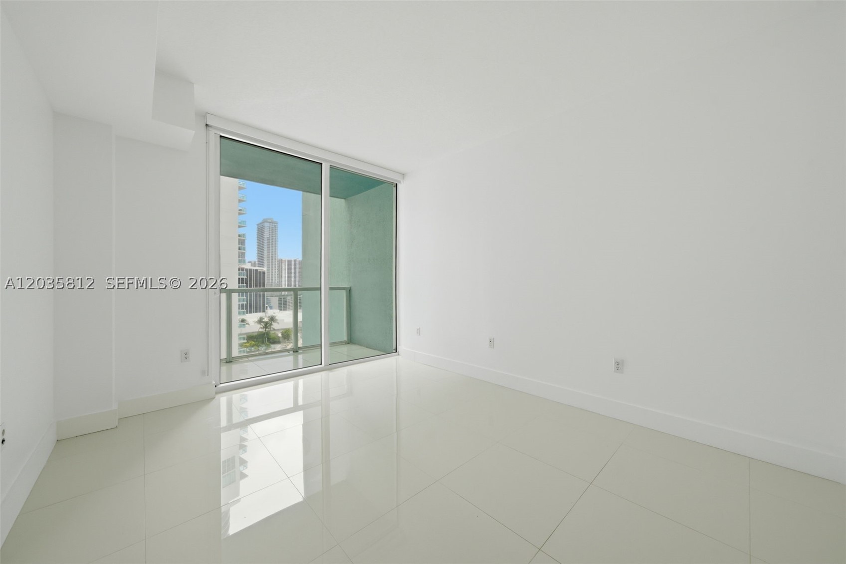 1900 N Bayshore Dr #2207, Miami FL 33132
