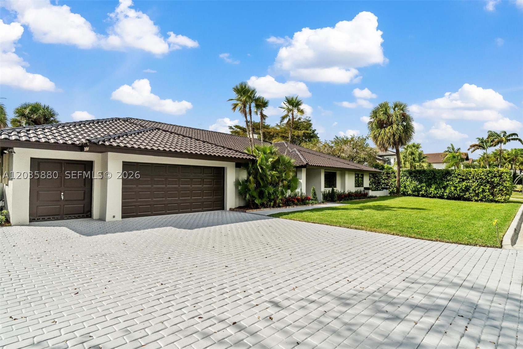 5254 NW 94th Doral Pl, Doral FL 33178