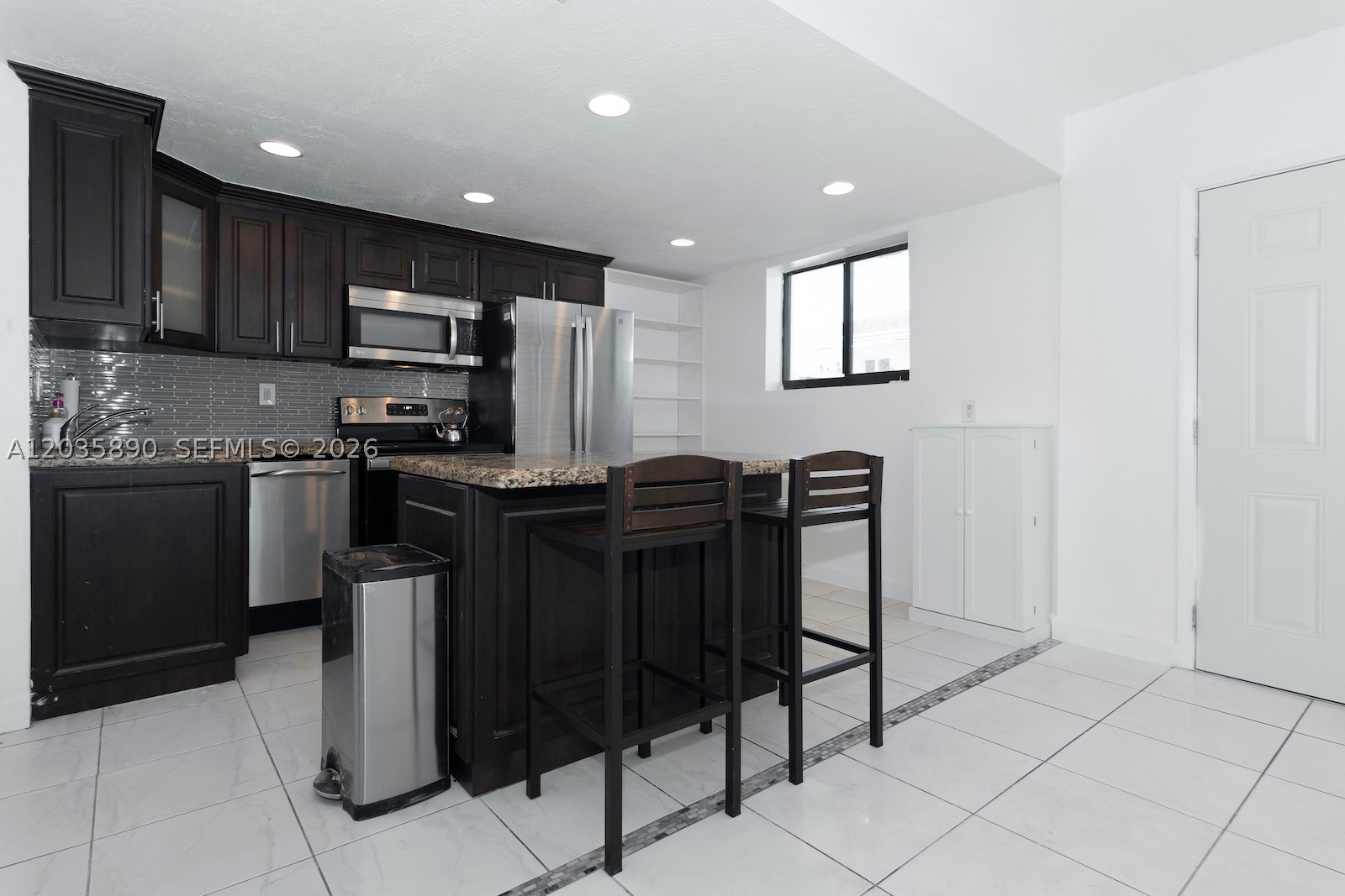 2729 SW 67th Ave ##0, Miami FL 33155