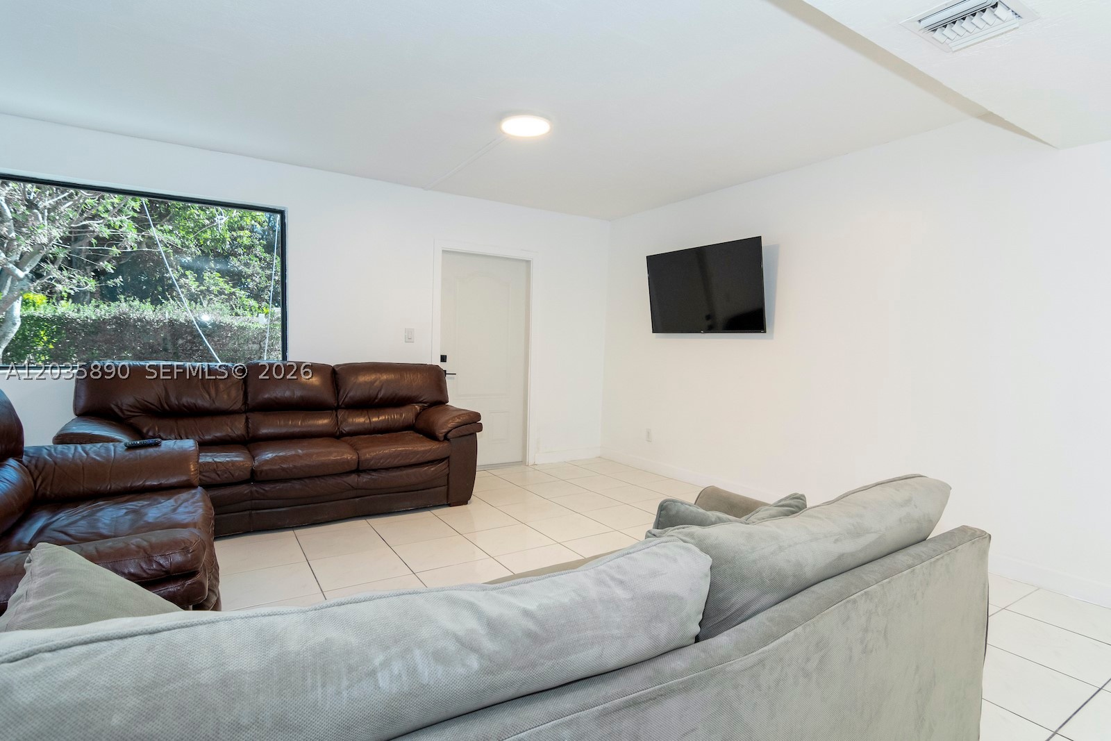 2729 SW 67th Ave ##0, Miami FL 33155