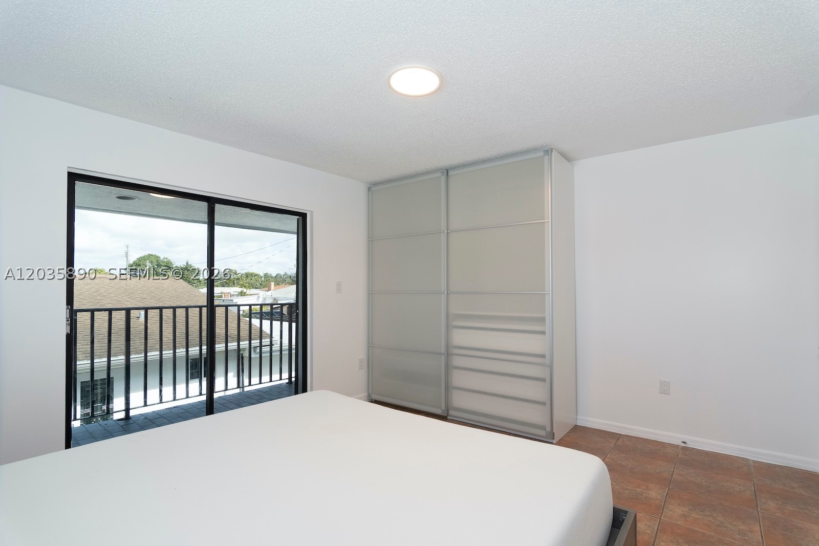 2729 SW 67th Ave ##0, Miami FL 33155