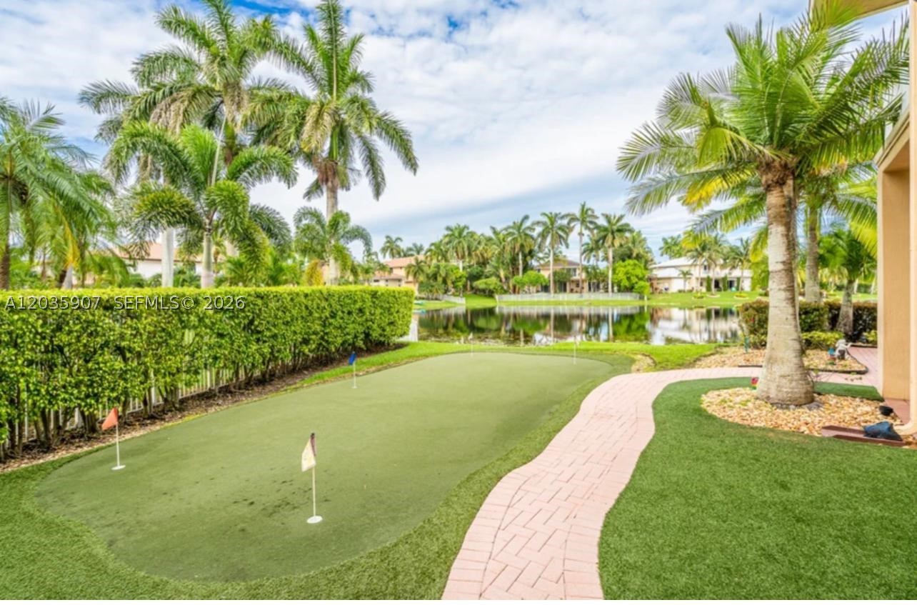 1333 SW 175th Way, Pembroke Pines FL 33029