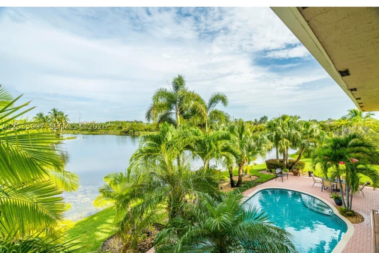 1333 SW 175th Way, Pembroke Pines FL 33029