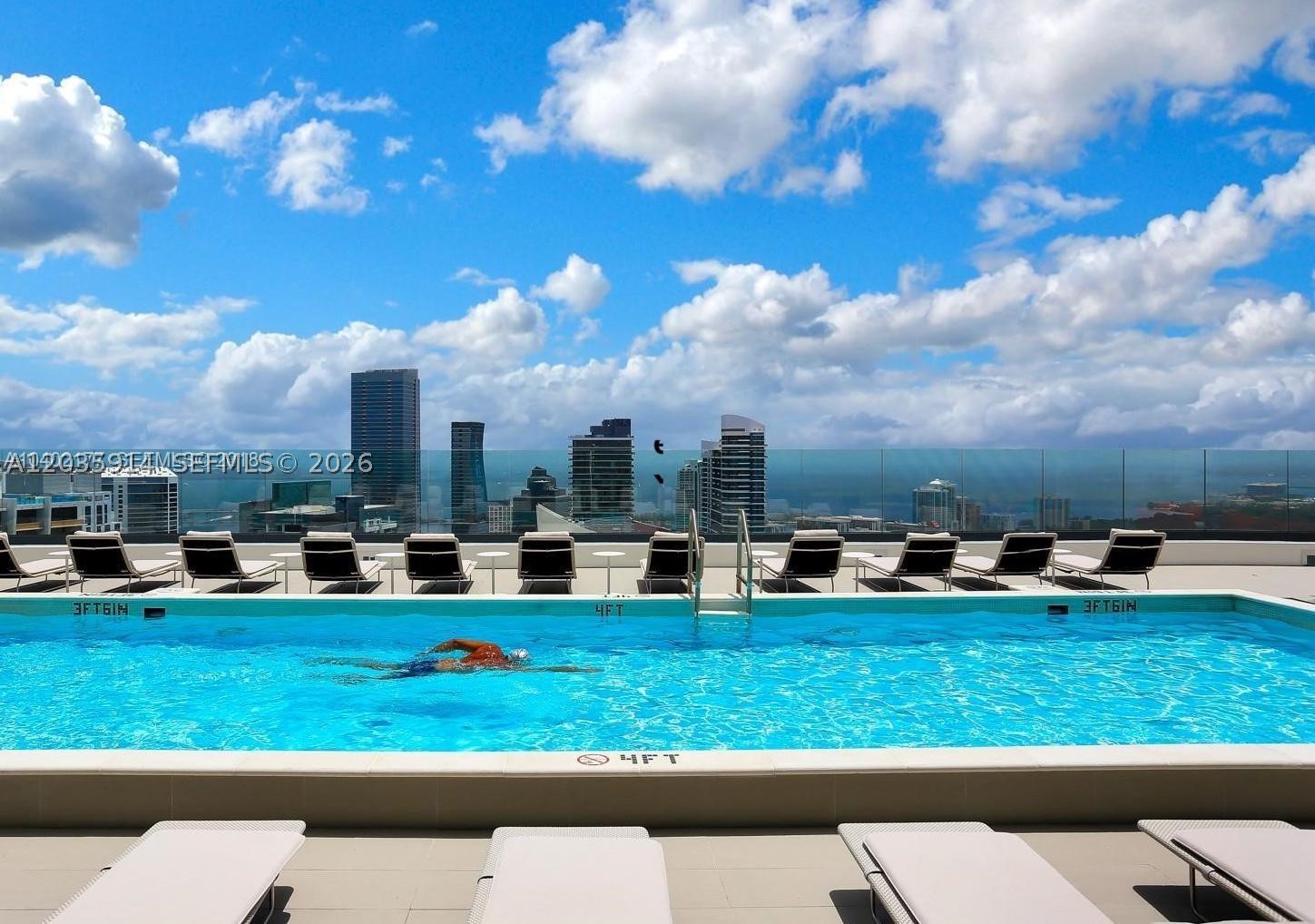 45 SW 9th St #3906, Miami FL 33130