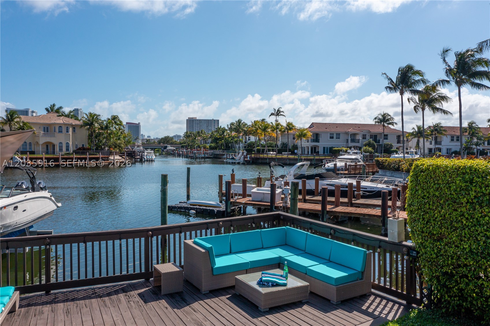 954 Sanibel Dr #954, Hollywood FL 33019