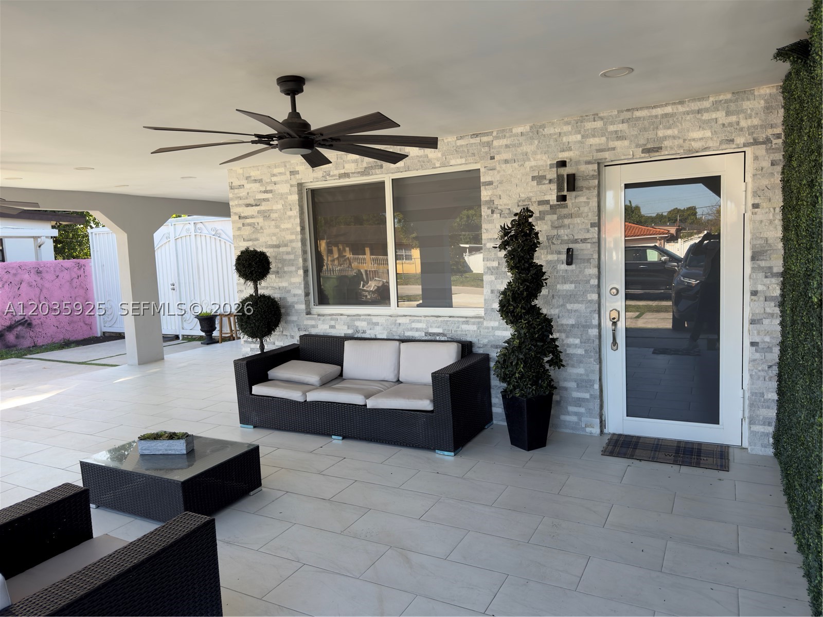 224 E 42nd St, Hialeah FL 33013