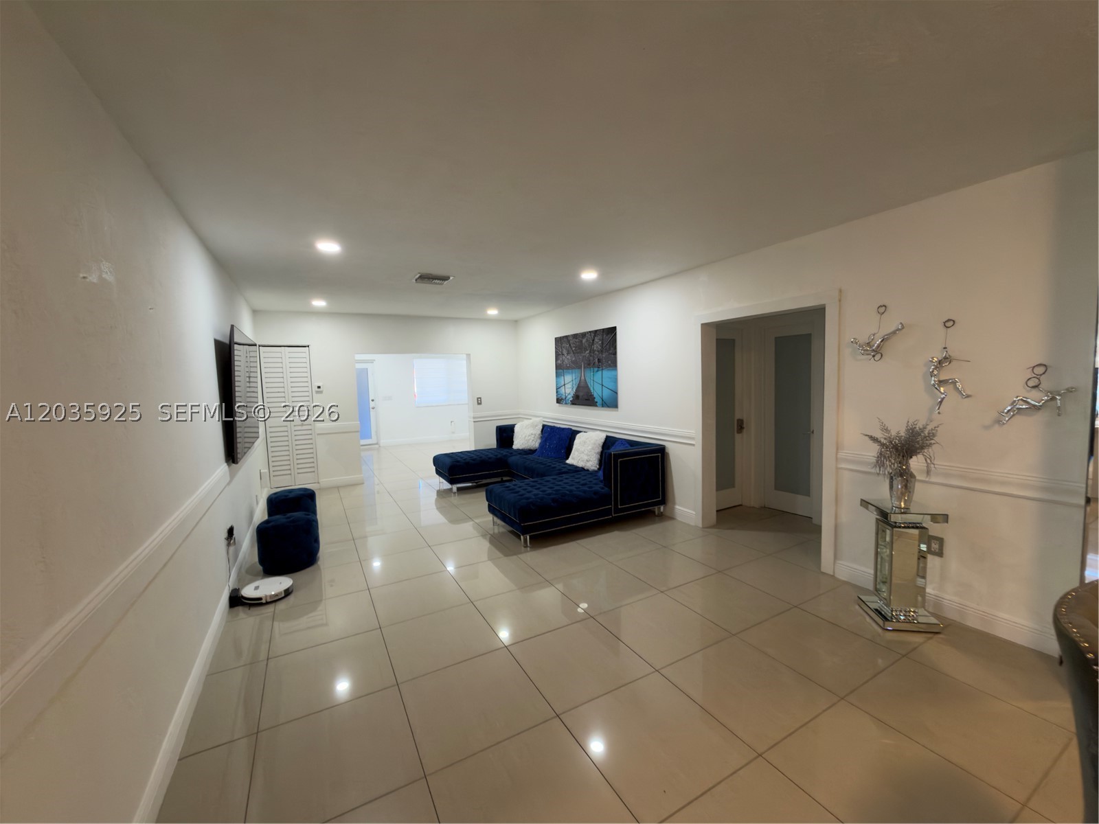 224 E 42nd St, Hialeah FL 33013