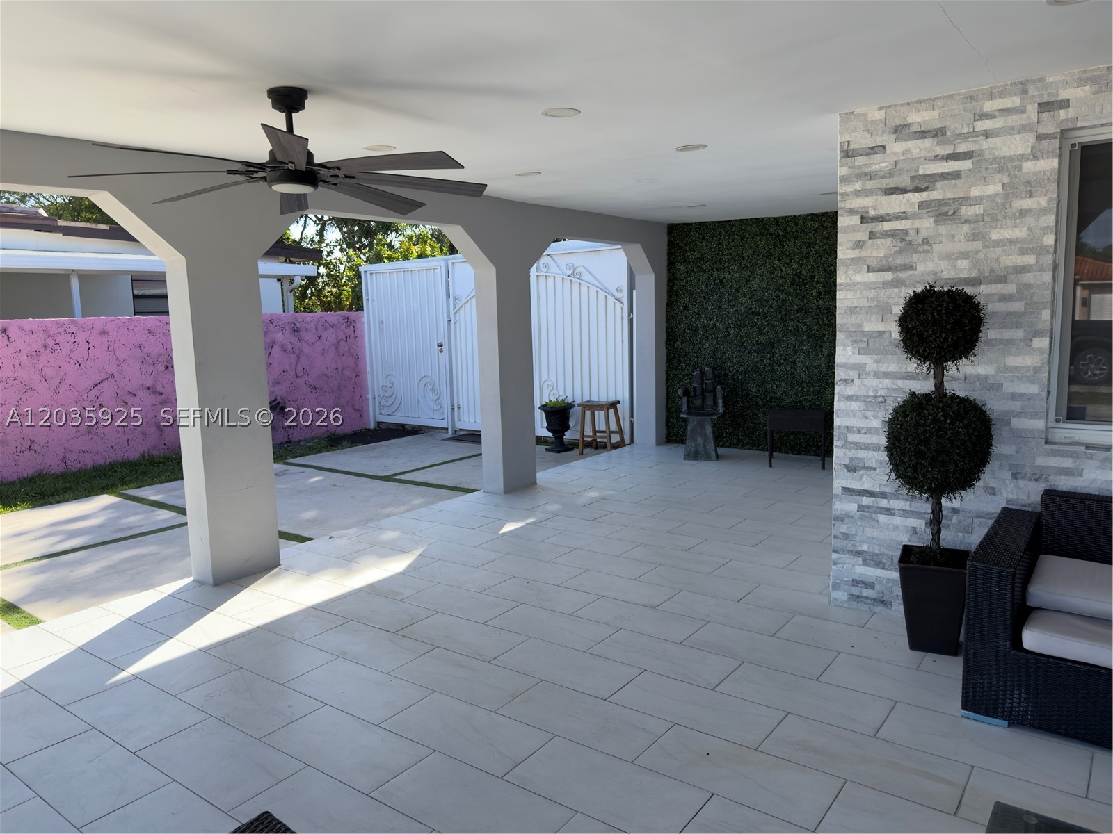224 E 42nd St, Hialeah FL 33013