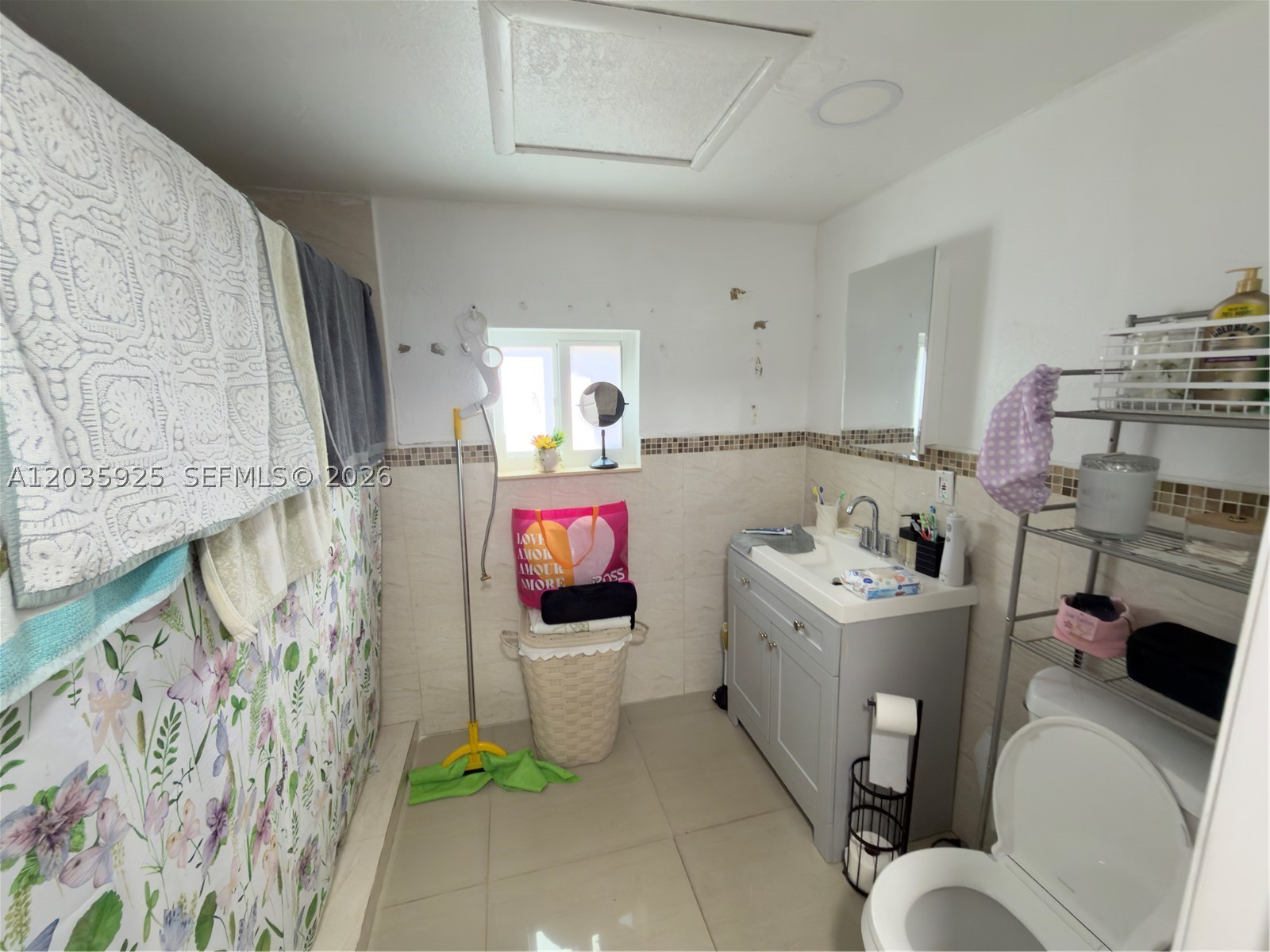 224 E 42nd St, Hialeah FL 33013