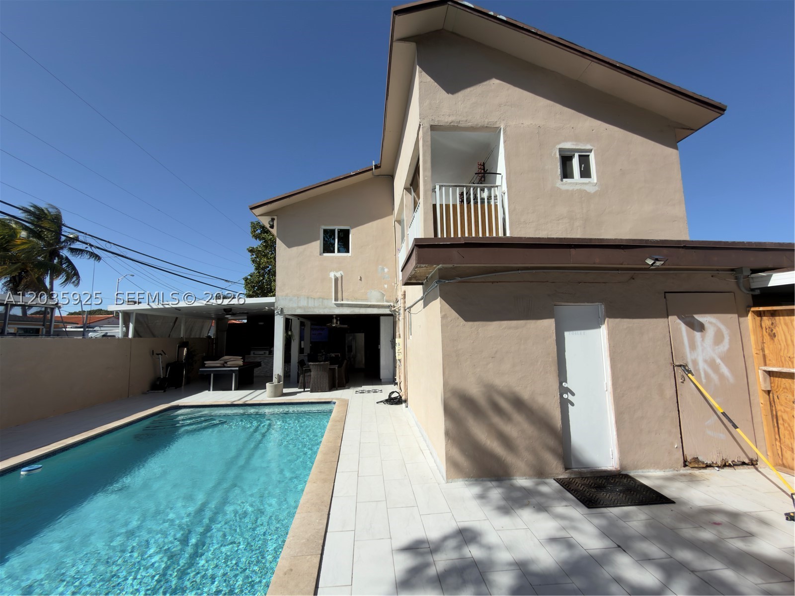 224 E 42nd St, Hialeah FL 33013