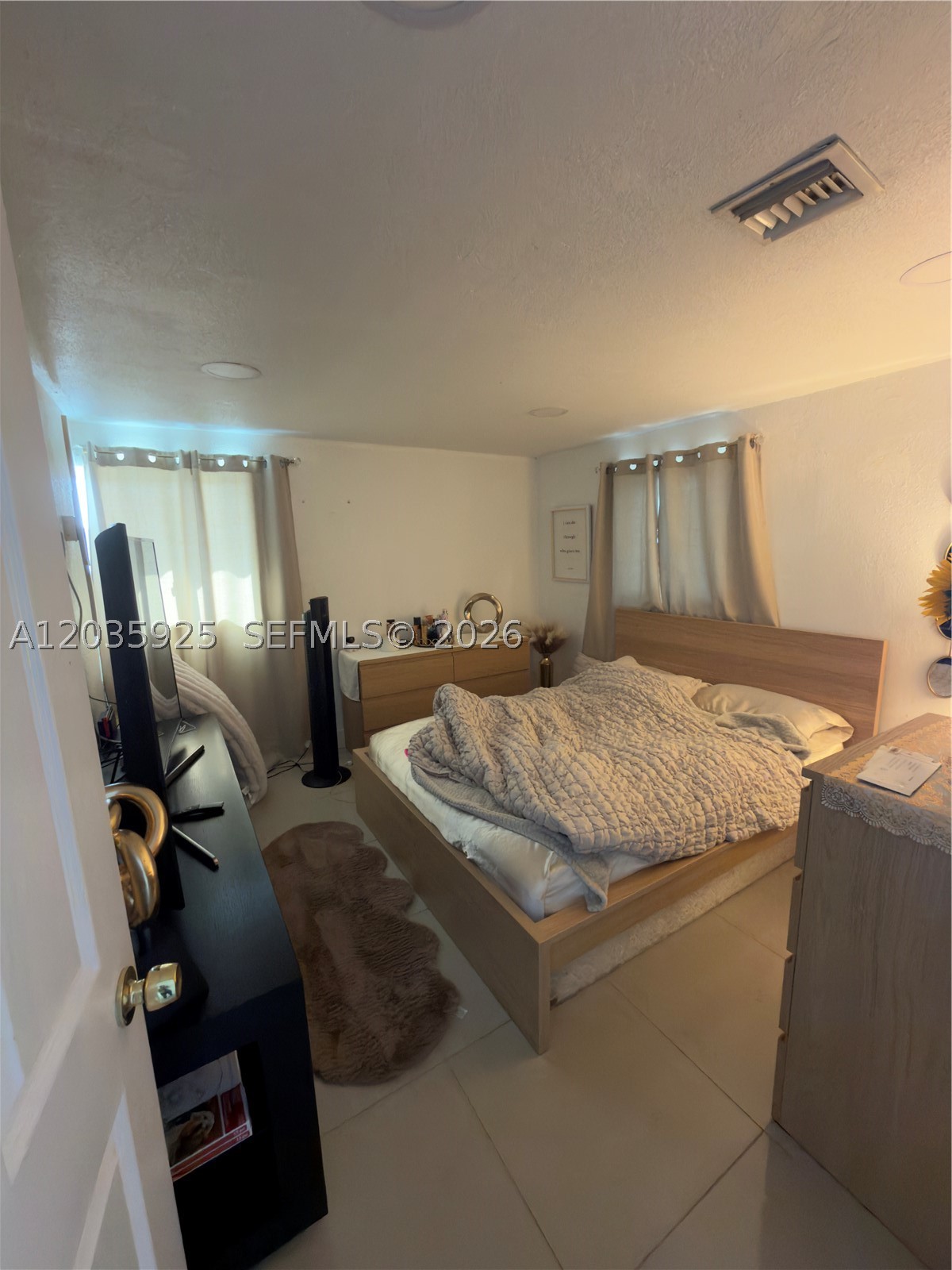 224 E 42nd St, Hialeah FL 33013