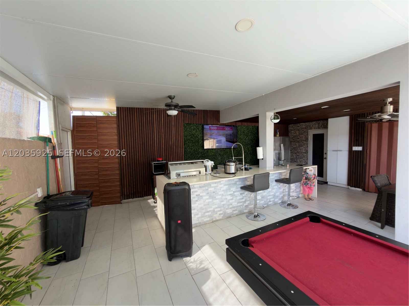 224 E 42nd St, Hialeah FL 33013