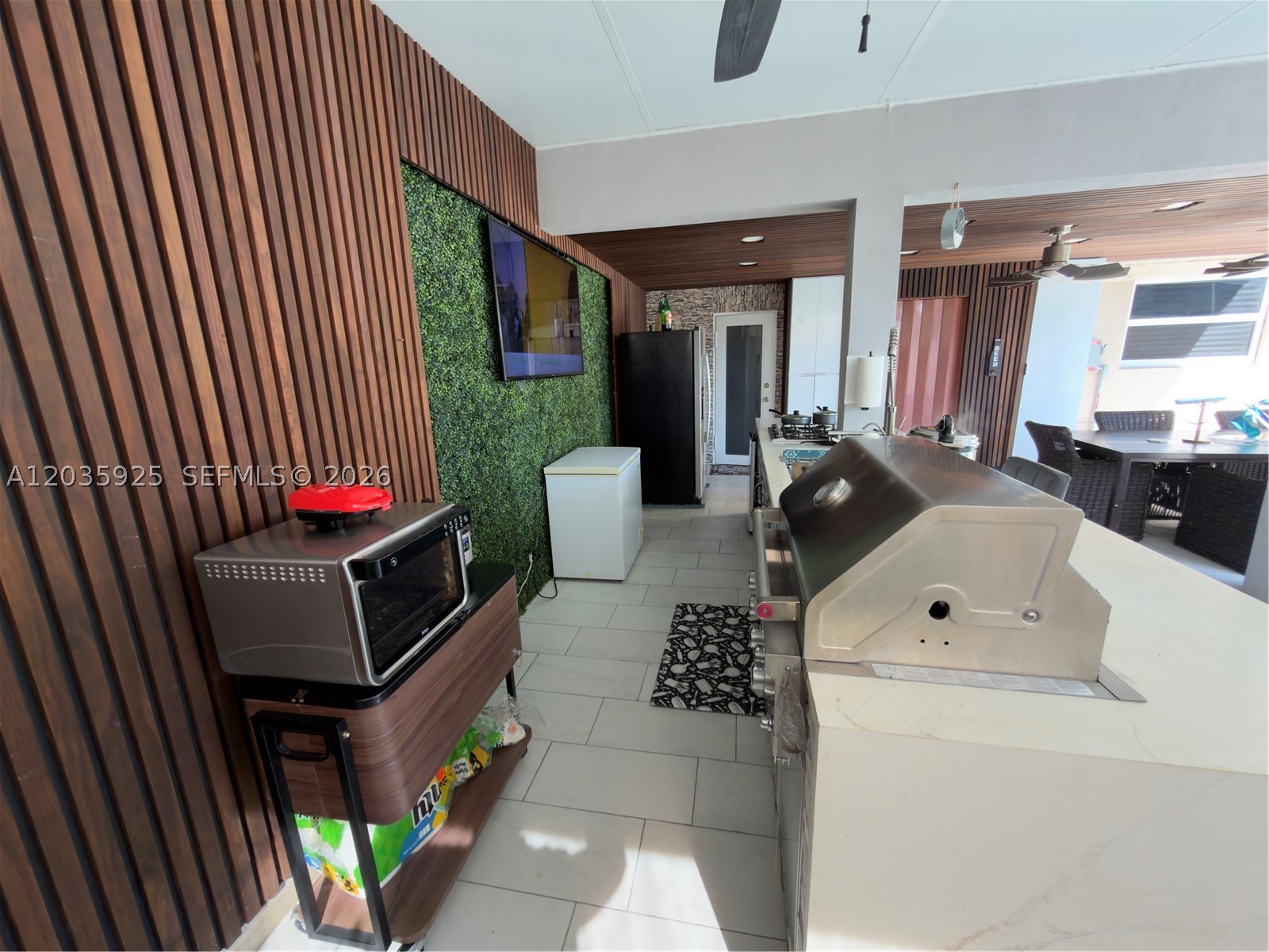 224 E 42nd St, Hialeah FL 33013