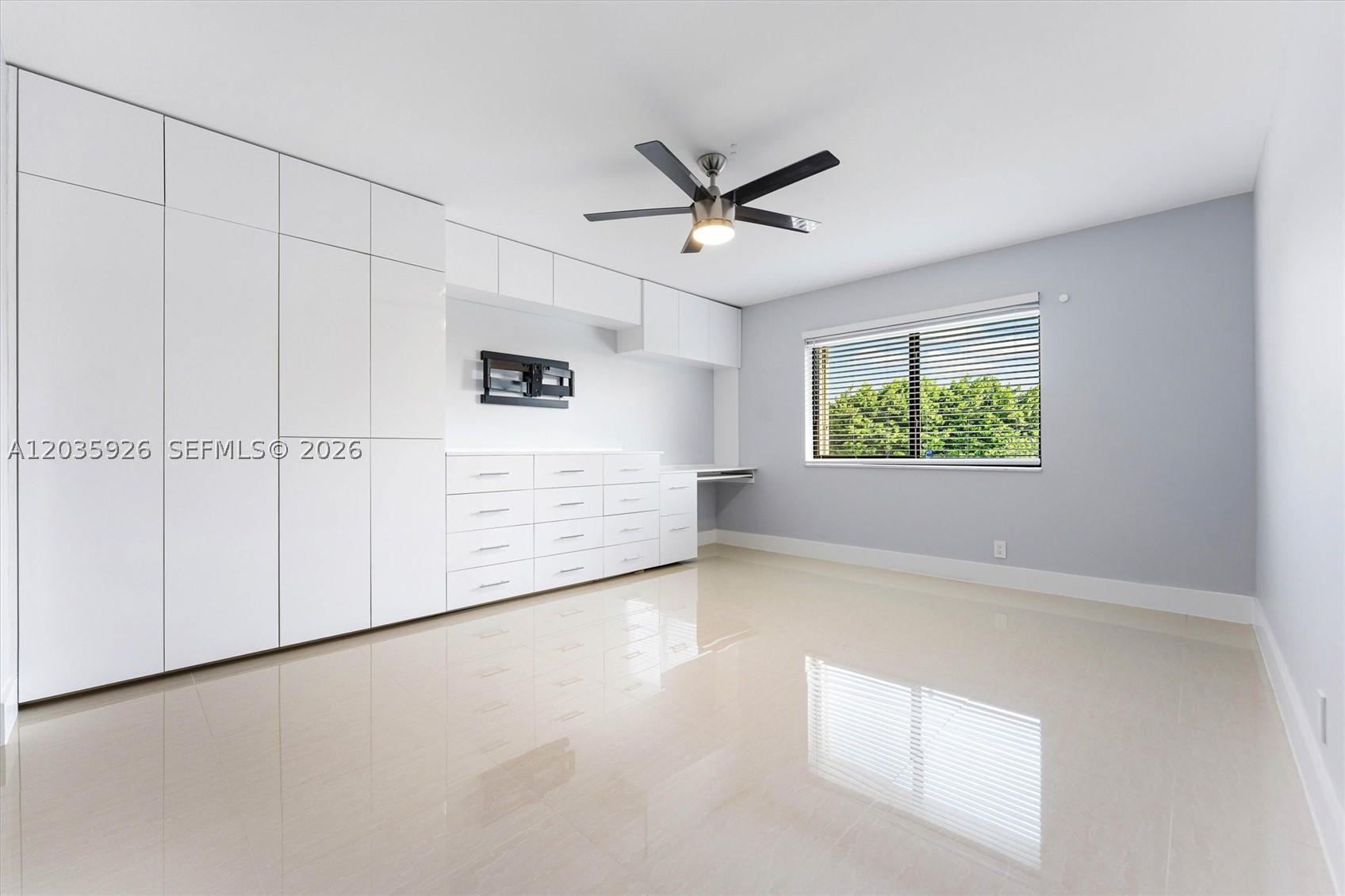 16451 Blatt Blvd #201, Weston FL 33326