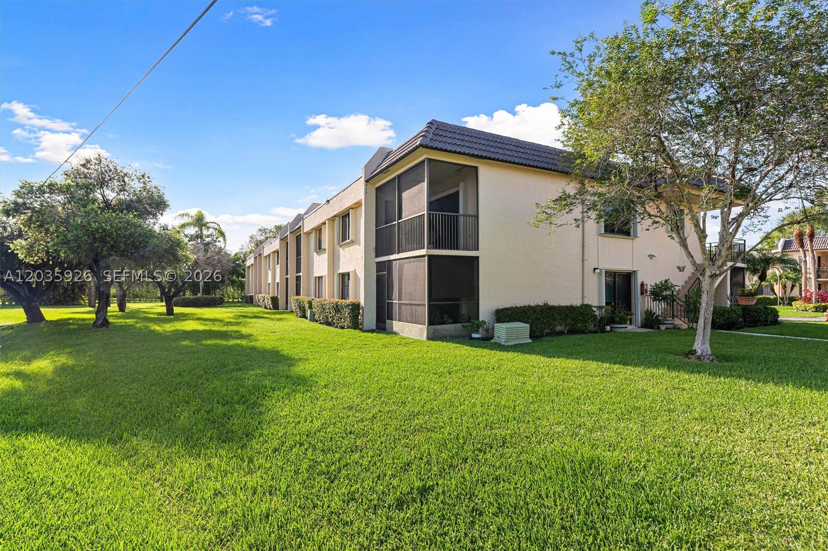 16451 Blatt Blvd #201, Weston FL 33326
