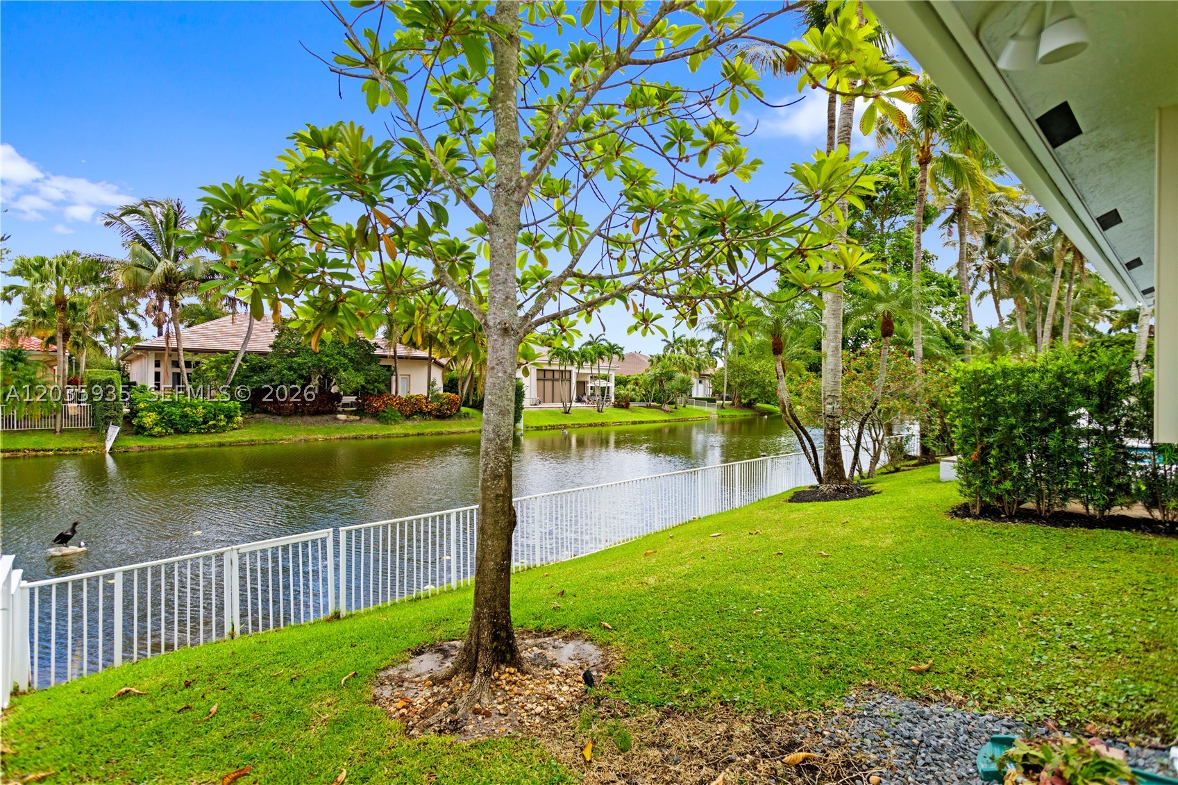 11021 Redhawk St, Plantation FL 33324