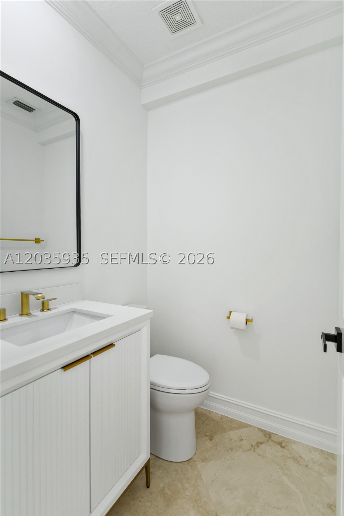 11021 Redhawk St, Plantation FL 33324