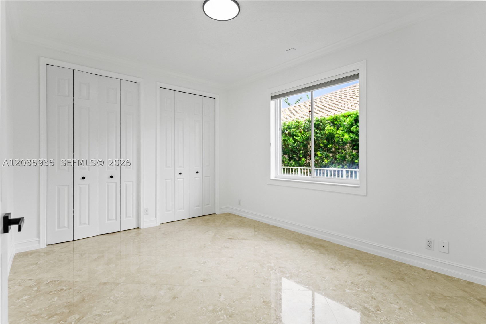 11021 Redhawk St, Plantation FL 33324