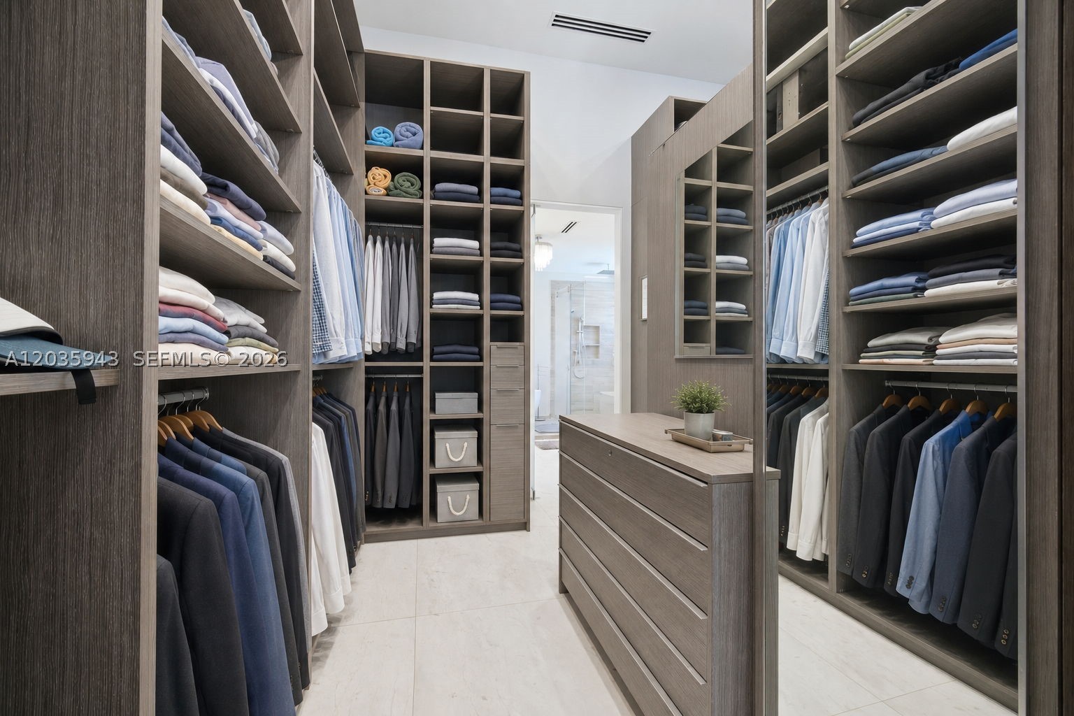 1205 Seagull Ter, Hollywood FL 33019