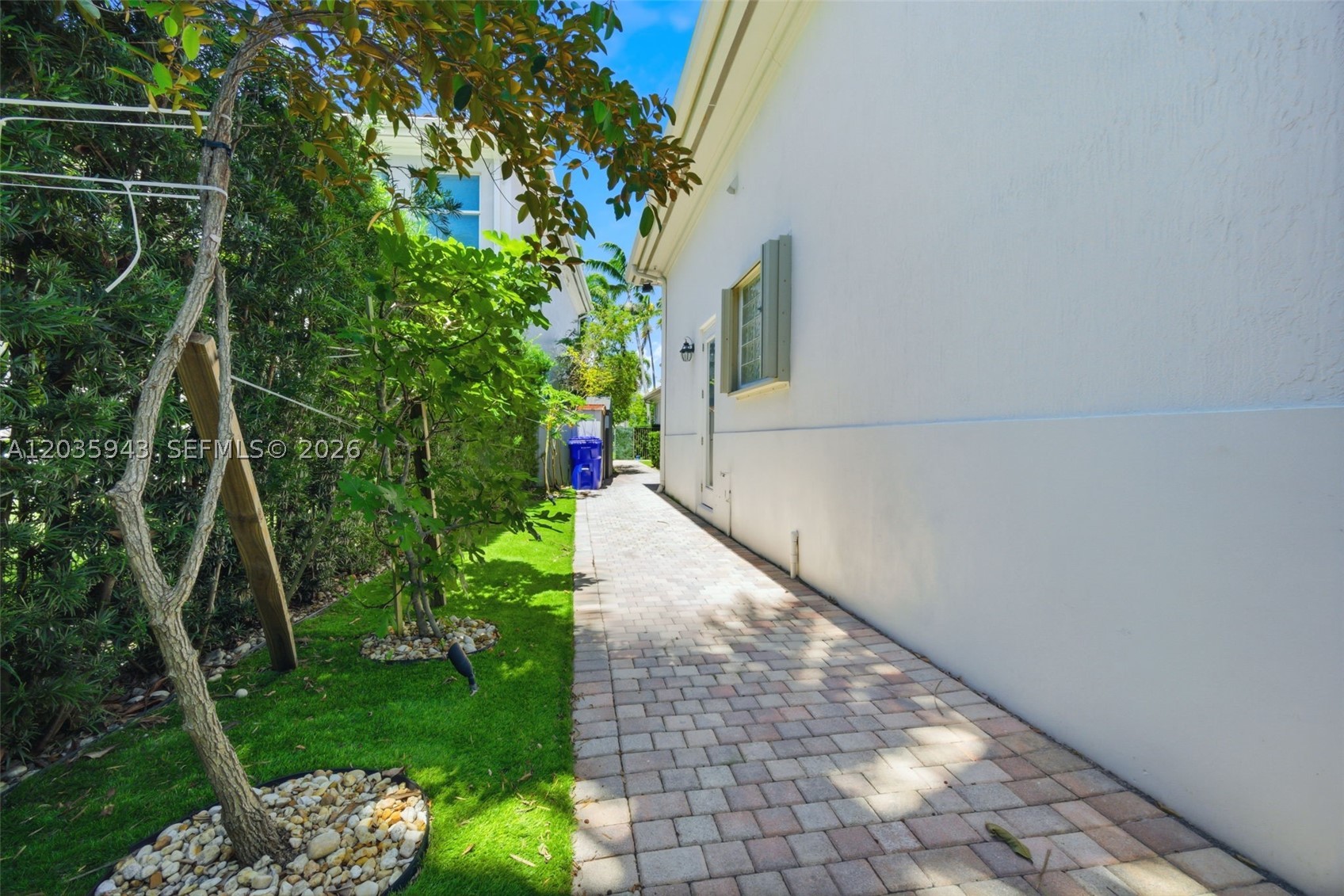 1205 Seagull Ter, Hollywood FL 33019