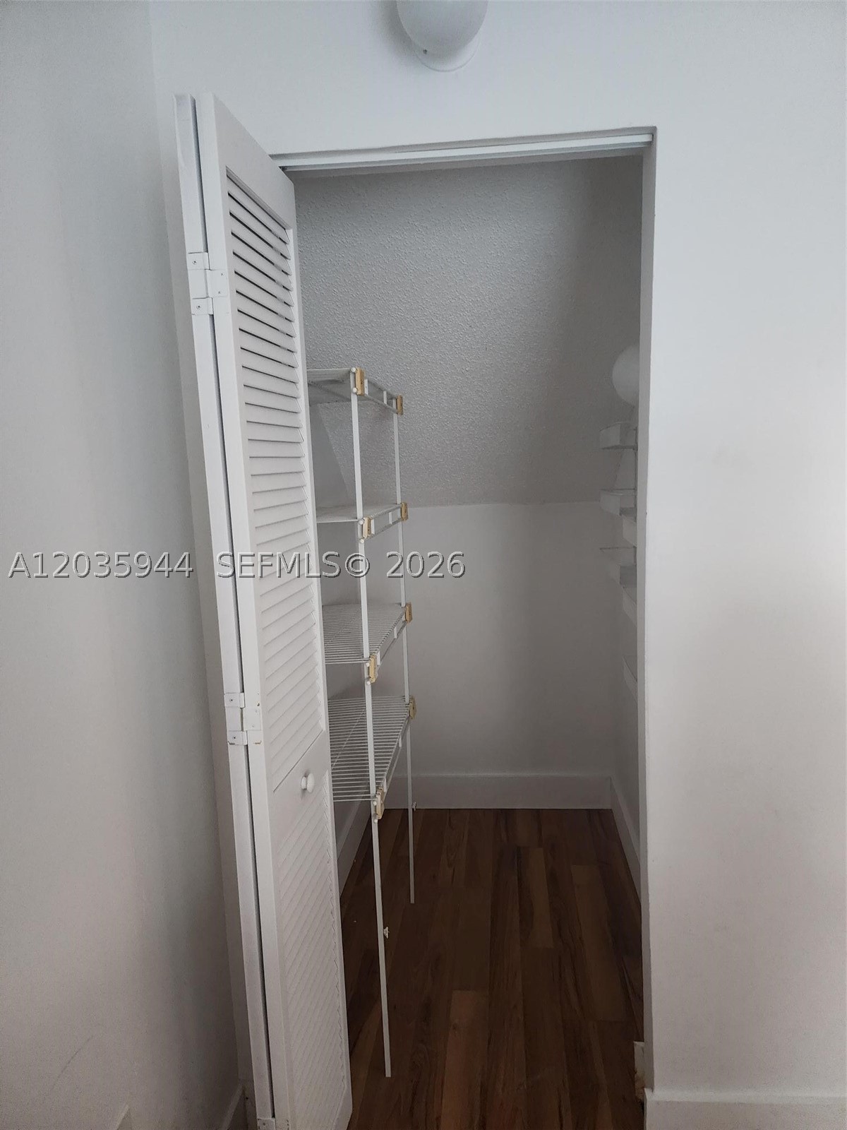 10019 W Okeechobee Rd #102, Hialeah Gardens FL 33016