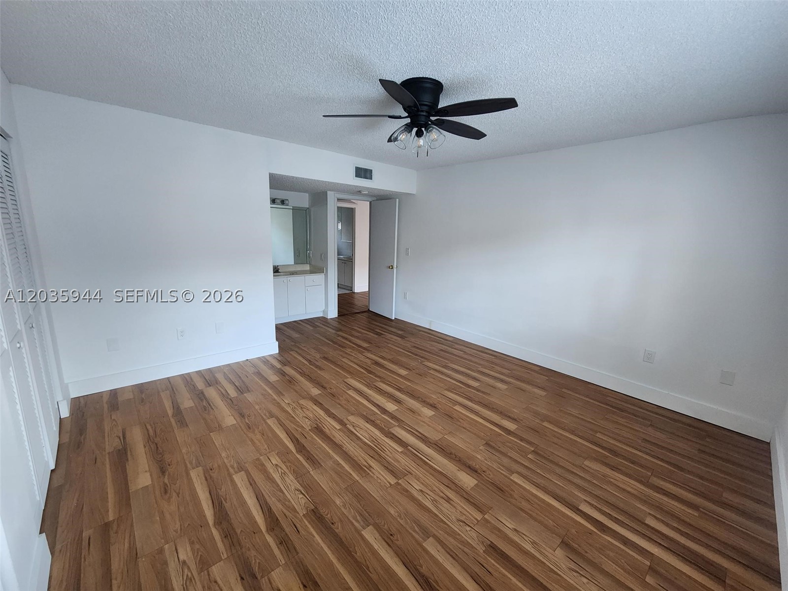10019 W Okeechobee Rd #102, Hialeah Gardens FL 33016