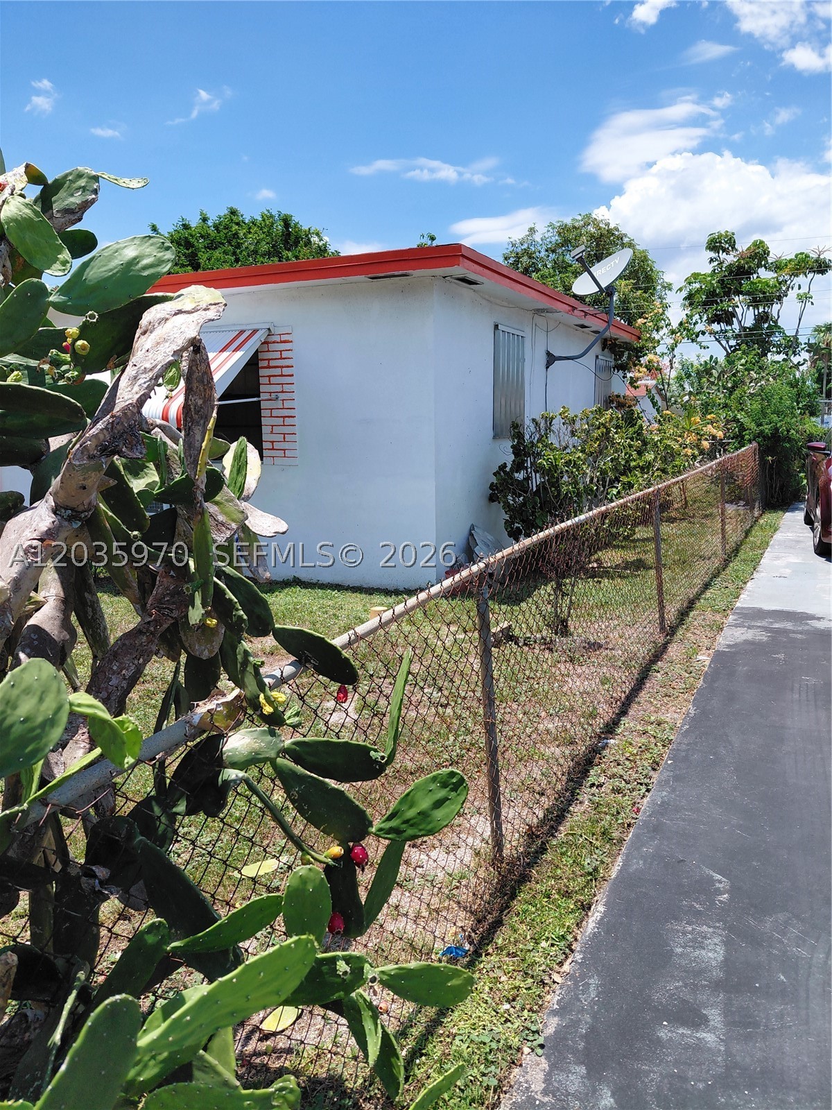 3021 NW 184th St, Miami Gardens FL 33056