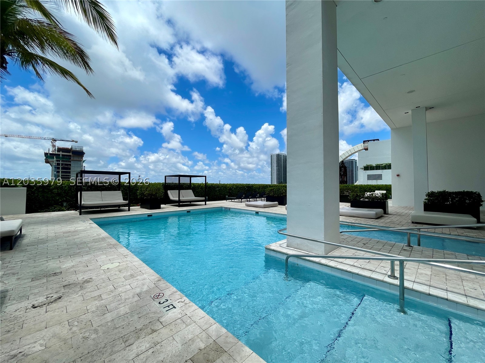 1040 Biscayne Blvd #1105, Miami FL 33132