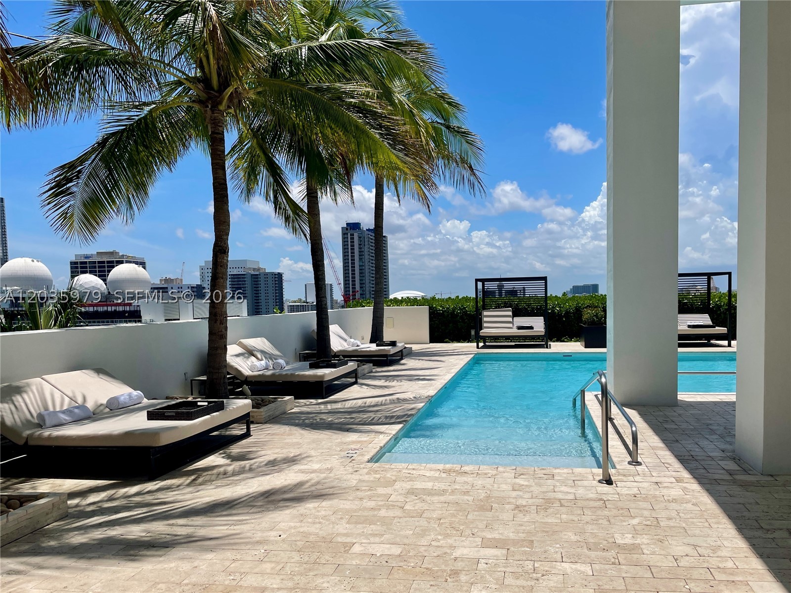 1040 Biscayne Blvd #1105, Miami FL 33132