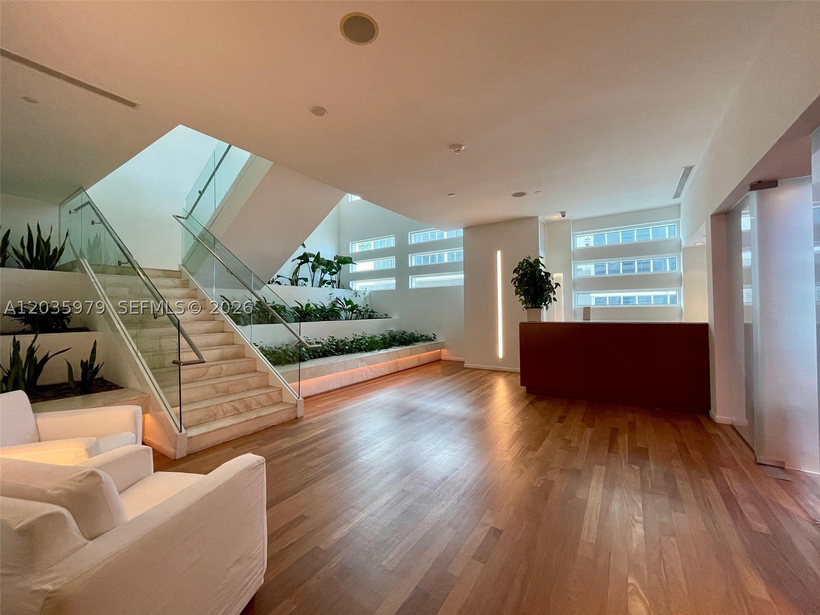 1040 Biscayne Blvd #1105, Miami FL 33132